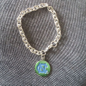 UNC Tar Heels NCAA Basketball Charm Bracelet